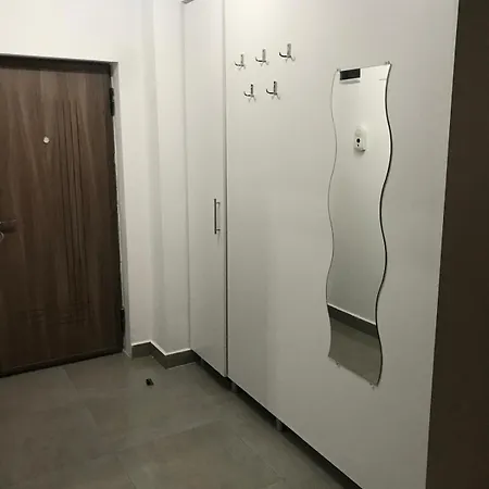 Garsoniera Tudor * Navodari